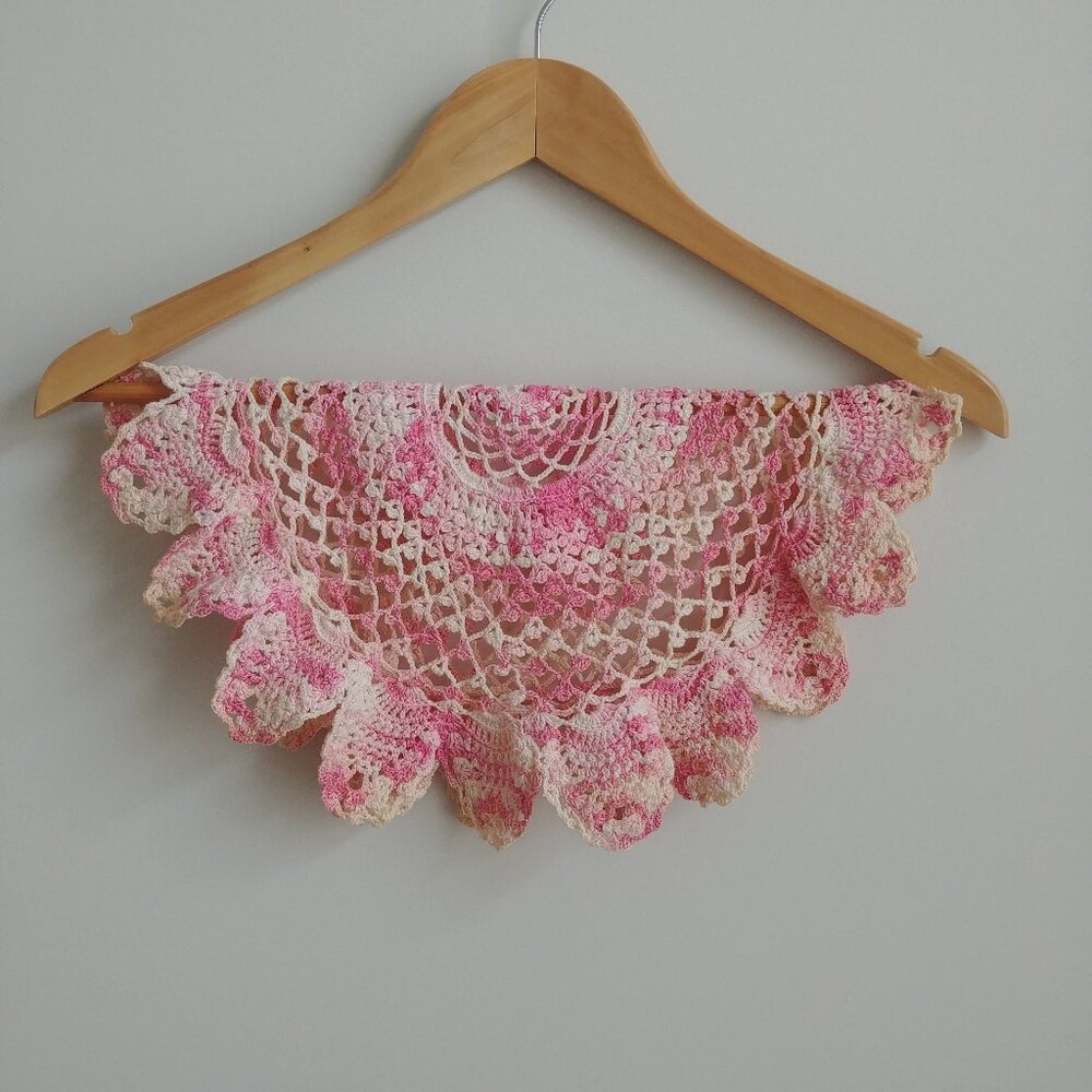 4/$20 Very large pink and white knit doily